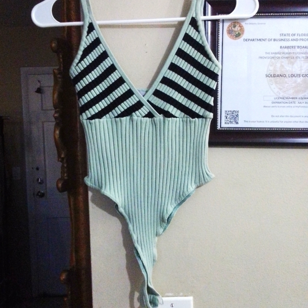 Vintage Y2K "Wayne Rogers" women's new silk spandex ribbed  blend bodysuit small